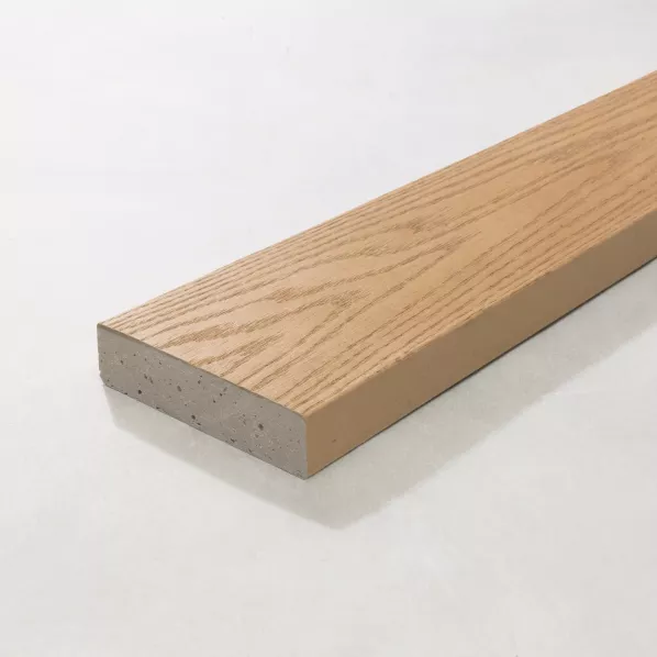 MDE126G | Millboard® Enhanced Grain SB Golden Oak 3600x126x32mm