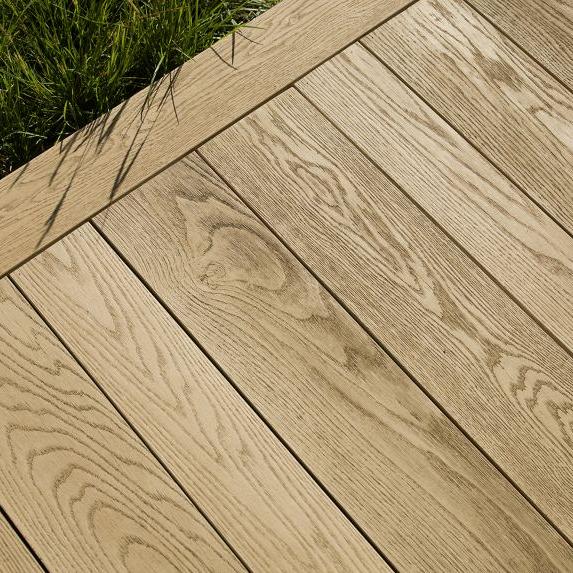 MDE126G | Millboard® Enhanced Grain SB Golden Oak 3600x126x32mm